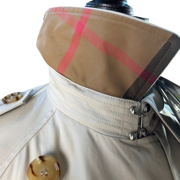 Burberry Classic Beige Trench Coat NWT US4 $2350 - Picture 2 of 11